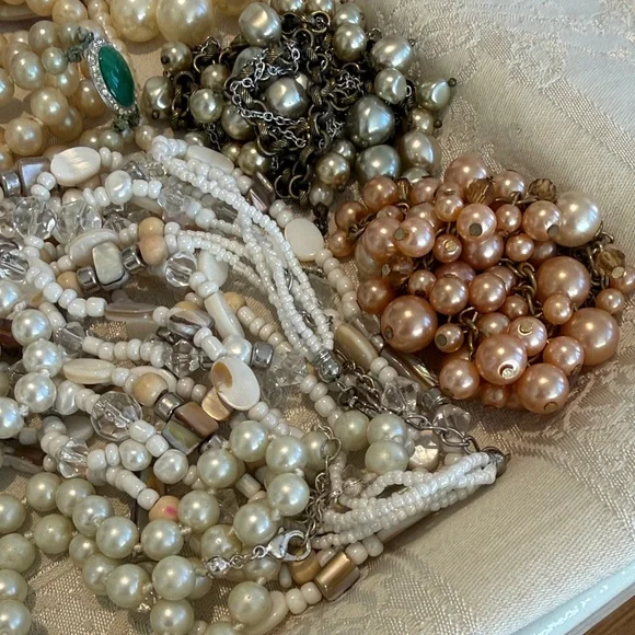 Elegant Pearl and Bead Jewelry Collection #153 - Picture 7 of 13